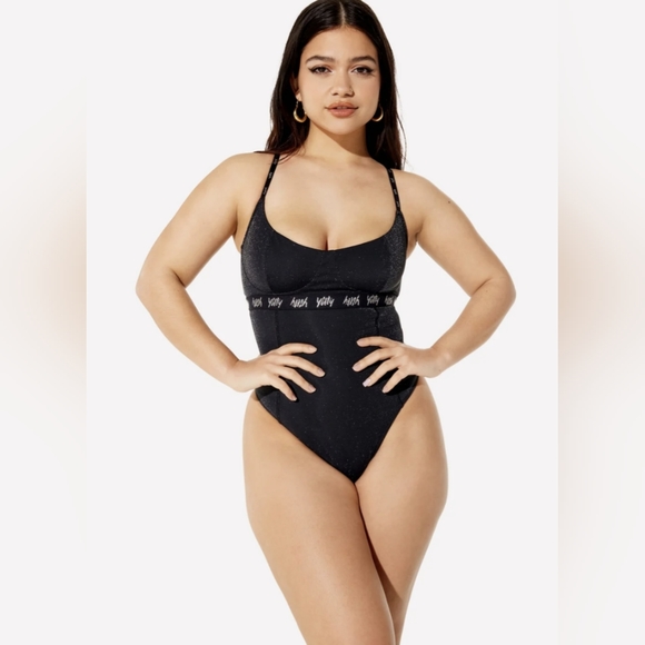 Yitty Spotlight Shaping Demi Cup Thong Bodysuit - Picture 9 of 10